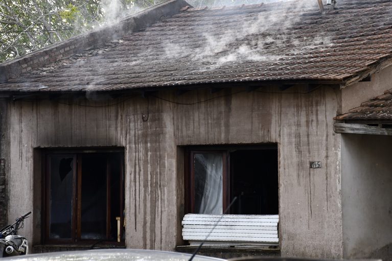 incendio casa tapa